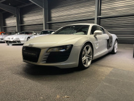 
                                                                                        Voiture
                                                                                         Audi R8 V8 420ch Boite mécanique