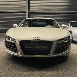 
                                                                                        Voiture
                                                                                         Audi R8 V8 420ch Boite mécanique