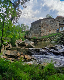 
                                                                                        Vente
                                                                                         AUVERGNE MOULIN GITES CHAMBRES D’HÔTES RIVIERE 1.5 HA