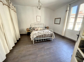 
                                                                                        Vente
                                                                                         Avignon Intra-Muros- Maison-133 m²