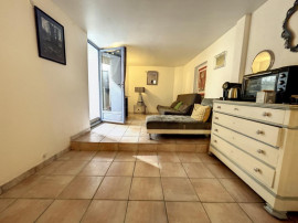 
                                                                                        Vente
                                                                                         Avignon Intra-Muros- Maison-133 m²