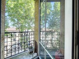 
                                                                                        Vente
                                                                                         AVIGNON INTRA MUROS - QUARTIER RASPAIL - APPARTEMENT 3 PIECES 91m²