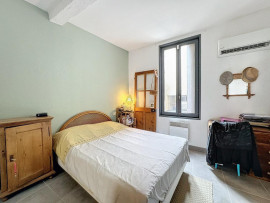 
                                                                                        Vente
                                                                                         AVIGNON INTRA MUROS - SECTEUR VERNET - APPARTEMENT 2 CHAMBRES - PARKING POSSIBLE EN PLUS