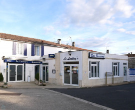 
                                                                                        Vente
                                                                                         BAR-RESTAURANT AVEC LOGEMENT