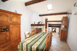 
                                                                                        Vente
                                                                                         Bargeme , haut Var , lot de deux Maisons,  surface totale 190 M2 , 5 chambres , 