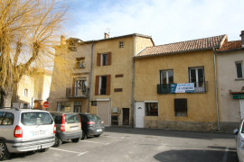 
                                                                                        Vente
                                                                                         Barrême , immeuble , local commercial , appartemeet 200 M2 