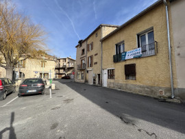 
                                                                                        Vente
                                                                                         Barrême , immeuble , local commercial , appartemeet 200 M2 