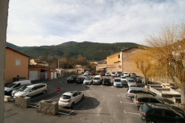 
                                                                                        Vente
                                                                                         Barrême , immeuble , local commercial , appartemeet 200 M2 