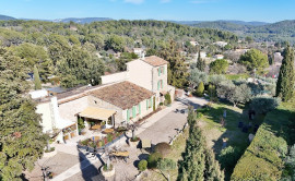 
                                                                                        Vente
                                                                                         Bastide a Flayosc dans le Var proche village