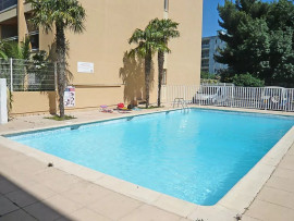 
                                                                                        Vente
                                                                                         Bel appartement 3 pièces - 72 m² - Terrasse - Balcons - Piscine - 300m de la mer