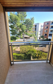 
                                                                                        Vente
                                                                                         Bel appartement 3 pièces - 72 m² - Terrasse - Balcons - Piscine - 300m de la mer