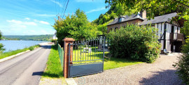 
                                                                                        Vente
                                                                                         Belle maison de charme avec vue sur la Seine