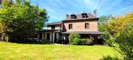 
                                                                                        Vente
                                                                                         Belle maison de charme avec vue sur la Seine