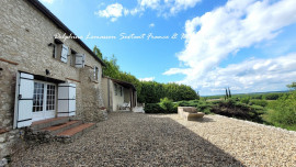 
                                                                                        Vente
                                                                                         Belle maison en pierre avec piscine et magnifique vue dégagée