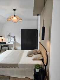 
                                                                                        Colocation
                                                                                         Chambre avec SDB privée - Coliving - La Madeleine