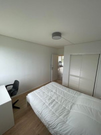 
                                                                                        Colocation
                                                                                         Chambre en colocation