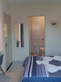 
                                                                                        Location de vacances
                                                                                         CHAMBRE AU BRÉSIL:  https://abnb.me/ff8aLoYgVxb