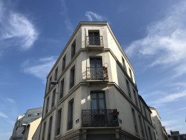 
                                                                                        Vente
                                                                                         Charmant appartement situé dans un immeuble entièrement rénové en 2011