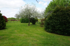 
                                                                                        Vente
                                                                                         Charmant corps de ferme situé au coeur du paisible et pittoresque paysage du Périgord Vert. 