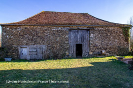 
                                                                                        Vente
                                                                                         Charmante maison de campagne avec grange