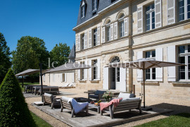 
                                                                                        Location de vacances
                                                                                         Château Aliénor