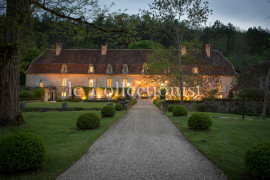 
                                                                                        Location de vacances
                                                                                         Château des Orfèvres