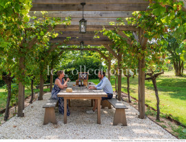 
                                                                                        Location de vacances
                                                                                         Château Hippolyte