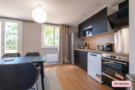 
                                                                                        Colocation
                                                                                         Colocation rénovée 4 chambres au Minimes avec terrasse