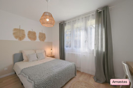 
                                                                                        Colocation
                                                                                         Deux chambres disponibles dans cette colocation de 4 chambres dans un appartement rénové à Valence - 426502