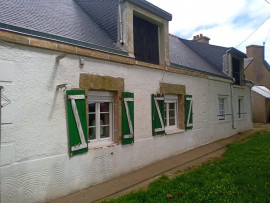 
                                                                                        Vente
                                                                                         Deux maisons en pierre