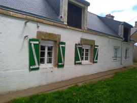 
                                                                                        Vente
                                                                                         Deux maisons en pierre