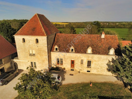 
                                                                                        Vente
                                                                                         DIJON – MAISON DE MAITRE XIXème – 90 HA – ETANGS