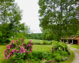 
                                                                                        Vente
                                                                                         DORDOGNE MOULIN GITES RIVIERE