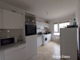 
                                                                                        Vente
                                                                                         DPE C - T3 sous bail juillet 2025, quartier Saint Julien Rouen 