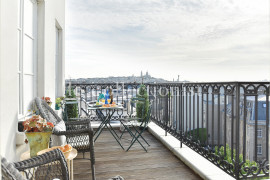 
                                                                                        Location de vacances
                                                                                         Duplex Haussmann