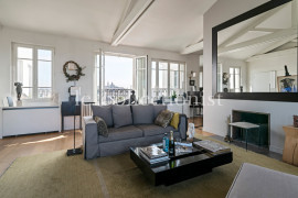 
                                                                                        Location de vacances
                                                                                         Duplex Haussmann