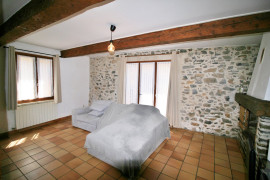 
                                                                                        Vente
                                                                                         Entrages, digne les bains , maison 89M2 ,terrasse garage 