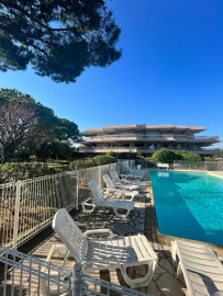 
                                                                                        Vente
                                                                                         EXCLUSIVITE ANTIBES APPARTEMENT 2 PIÈCES TERRASSE 35M2