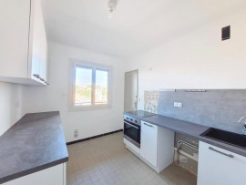 
                                                                                        Vente
                                                                                         Exclusivité - Avignon extra-muros - appartement 3 pièces - terrasse, cave et parking