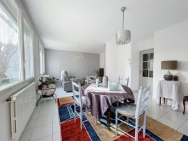 
                                                                                        Vente
                                                                                         EXLUSIVITÉ - AVIGNON - EXTRA-MUROS - 3 PIÈCES - BALCON