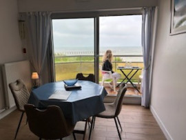 
                                                                                        Location de vacances
                                                                                         Front de mer en normandie