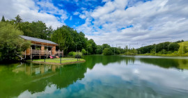 
                                                                                        Vente
                                                                                         GERS PROPRIETE PRESTIGIEUSE 35 HA LAC