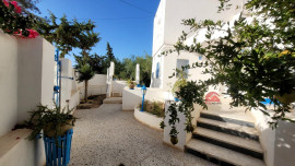 
                                                                                        Vente
                                                                                         GRANDE VILLA À HOUMT SOUK DJERBA ZU - RÉF V646