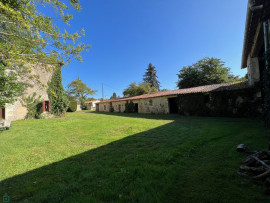 
                                                                                        Vente
                                                                                         Impensable - Un ancien moulin et ses îles en coeur de ville