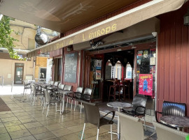 
                                                                                        Vente
                                                                                         ISTRES - À Vendre : Fonds de Commerce BAR - PUB Licence IV 