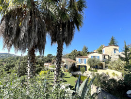 
                                                                                        Vente
                                                                                         Les Adrets de l'Esterel 9 pièce(s) 310 m2 env. Belle vue Proche village et accès A8