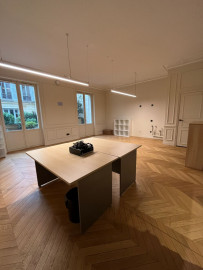 
                                                                                        Location
                                                                                         Location Bureaux Paris 75008