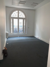 
                                                                                        Location
                                                                                         Location Bureaux Paris 75009