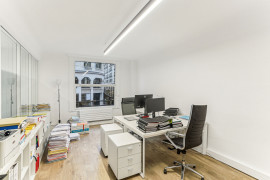 
                                                                                        Location
                                                                                         Location et vente Bureaux Paris 75008