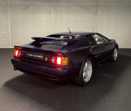 
                                                                                        Voiture
                                                                                         Lotus Esprit S4 2.2 L turbo